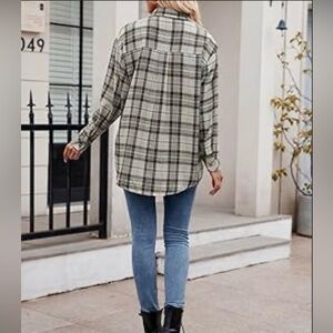 American Eagle Outfitters Ahhmazingly Soft Plaid Button-Down Shirt